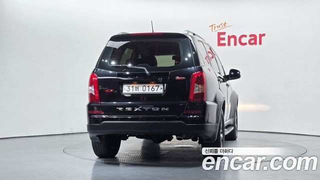 KG Mobility Rexton 2016 — photo 4
