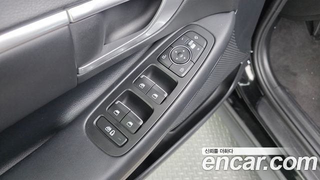 Hyundai Sonata 2021 — photo 11