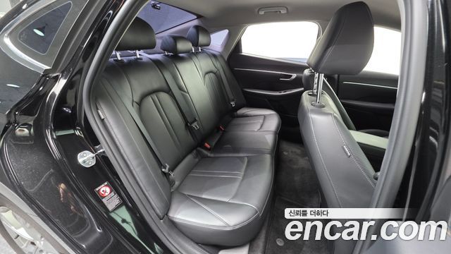 Hyundai Sonata 2021 — photo 19