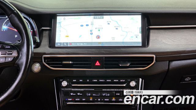 Kia K7 2021 — photo 15