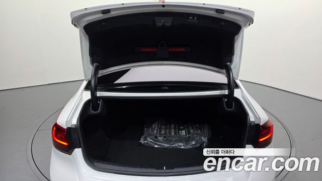 Kia K7 2021 — photo 20