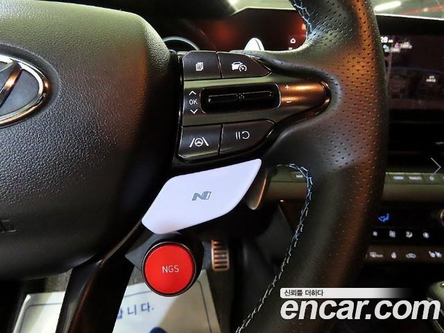 Hyundai AVANTE 2022 — photo 13