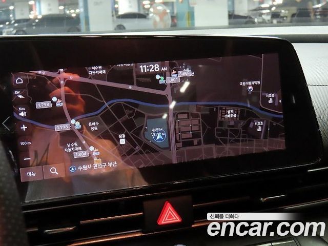 Hyundai AVANTE 2022 — photo 14