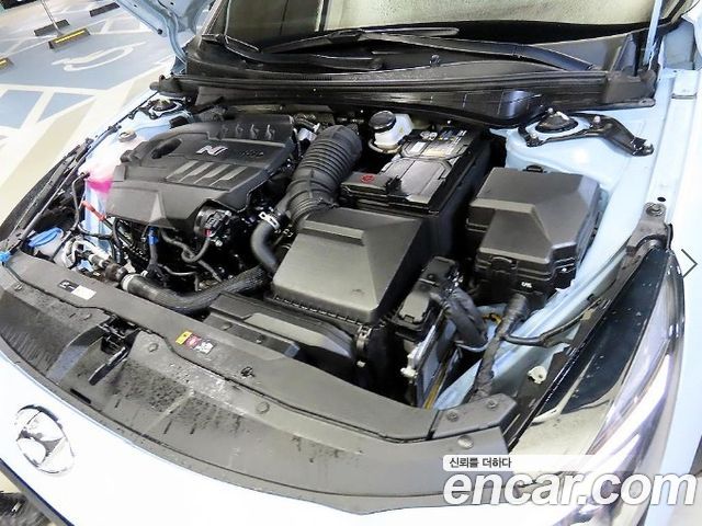 Hyundai AVANTE 2022 — photo 19