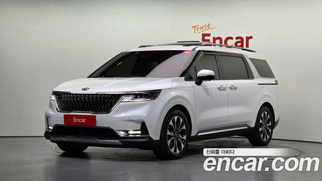 Kia Canival 2021 — photo 1