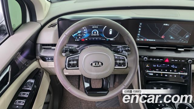Kia Canival 2021 — photo 21