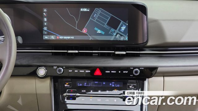 Kia Canival 2021 — photo 24