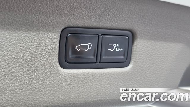 Kia Canival 2021 — photo 32
