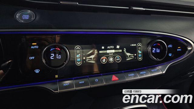Genesis GV70 2023 — photo 26