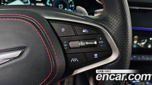 Genesis GV70 2023 — photo 30