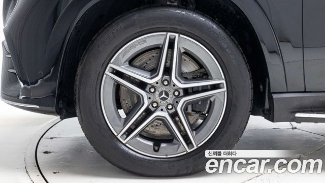 Mercedes-Benz GLE-Class 2026 — photo 5