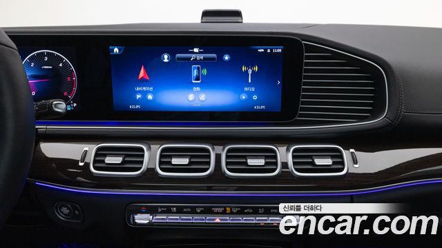 Mercedes-Benz GLE-Class 2026 — photo 17