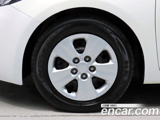 Kia K3 2015 — photo 5