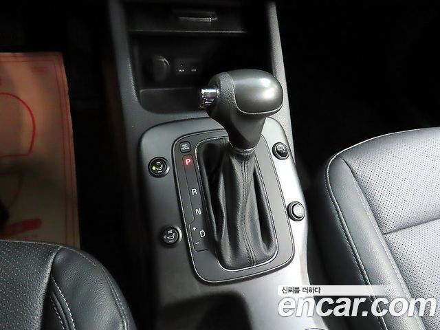 Kia K3 2015 — photo 9