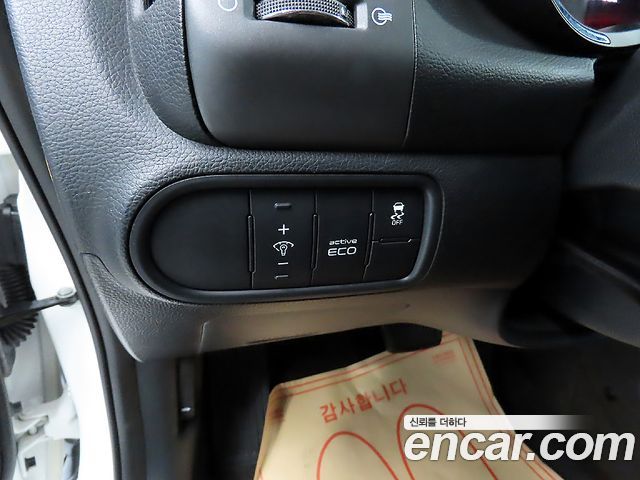 Kia K3 2015 — photo 14