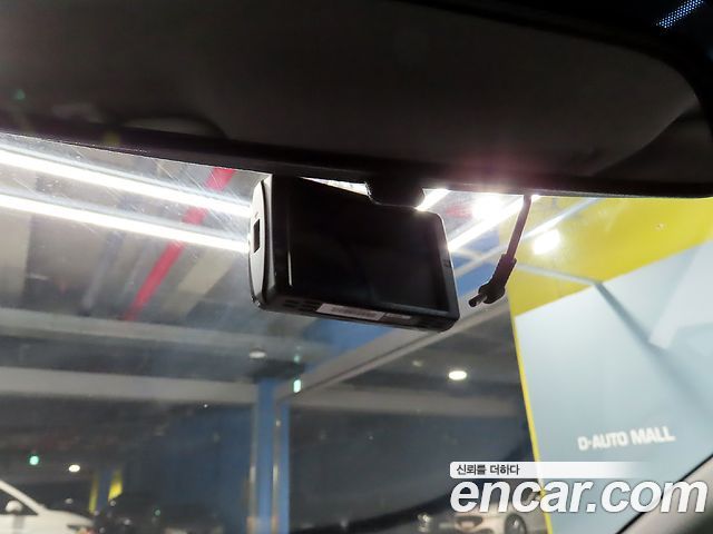Kia K3 2015 — photo 16