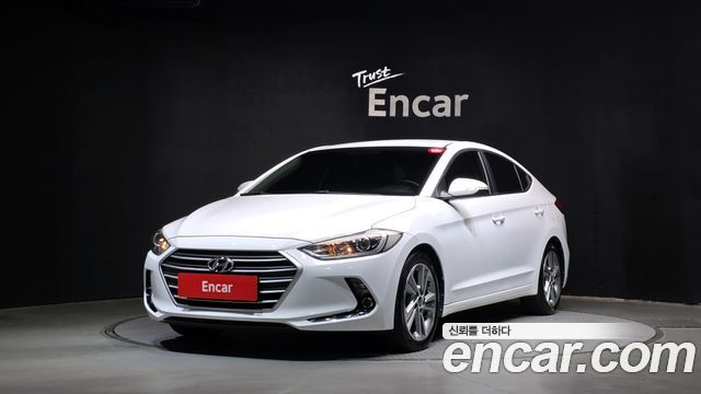Hyundai AVANTE 2018 — photo 1