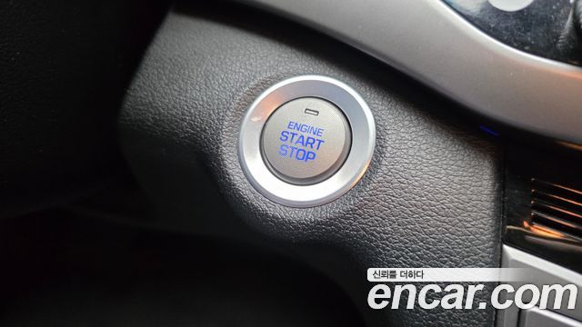 Hyundai AVANTE 2018 — photo 29