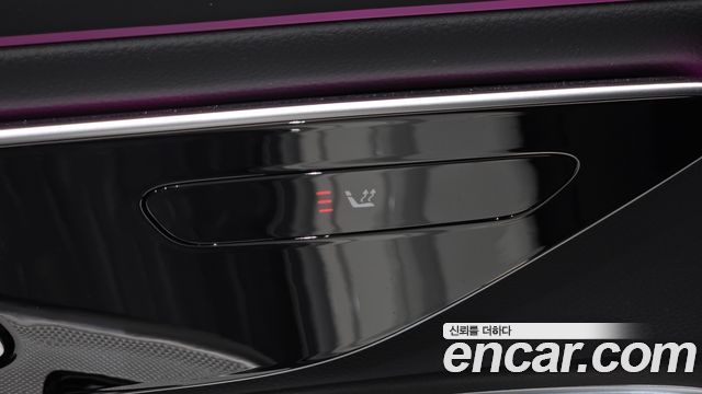 Mercedes-Benz E-Class 2025 — photo 31
