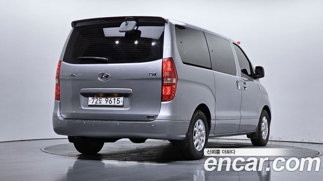Hyundai Starex 2011 — photo 2