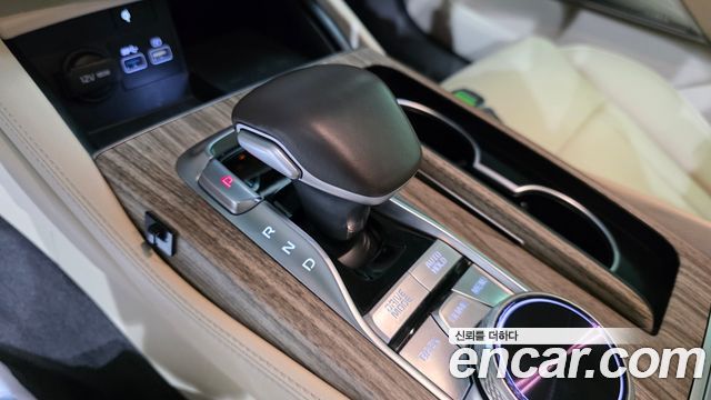 Kia K9 2022 — photo 12