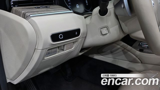 Kia K9 2022 — photo 24