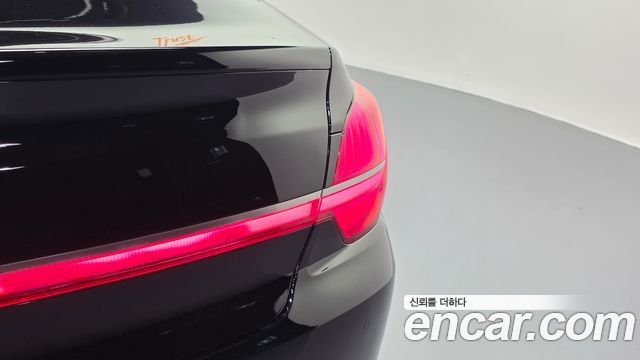 Kia K9 2022 — photo 9