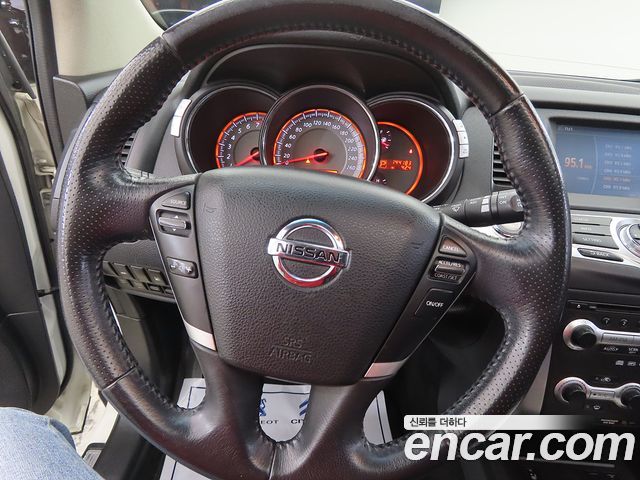 Nissan Murano 2011 — photo 9