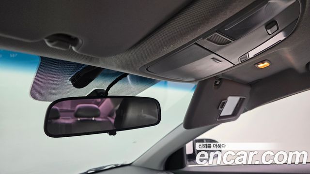 Hyundai AVANTE 2016 — photo 15