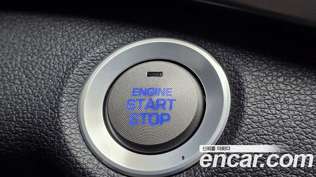 Hyundai AVANTE 2016 — photo 19
