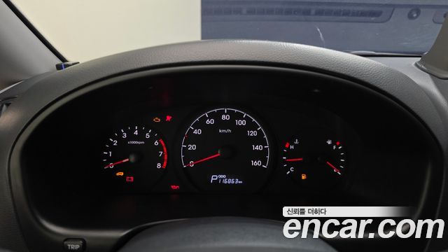 Hyundai Starex 2021 — photo 11