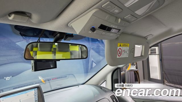 Hyundai Starex 2021 — photo 24