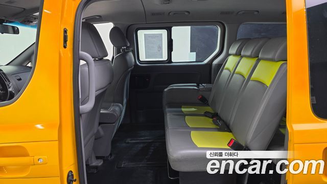 Hyundai Starex 2021 — photo 16