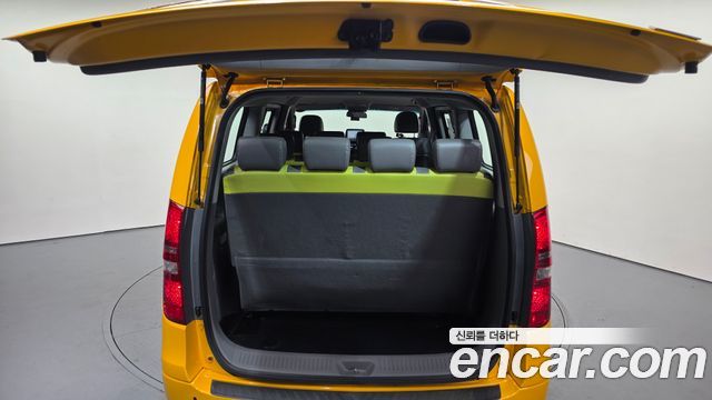 Hyundai Starex 2021 — photo 31