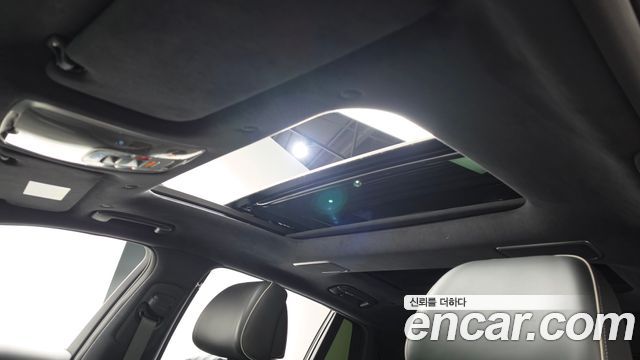 Genesis G90 2023 — photo 24