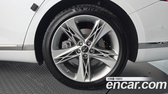 Genesis G90 2023 — photo 7