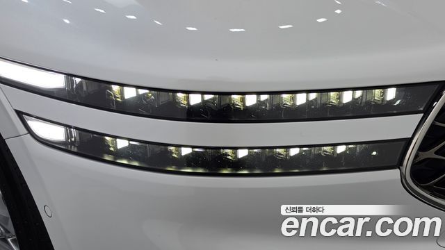 Genesis G90 2023 — photo 8