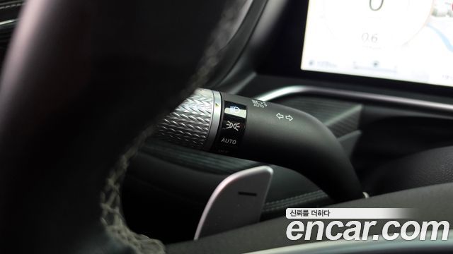 Genesis G90 2023 — photo 36
