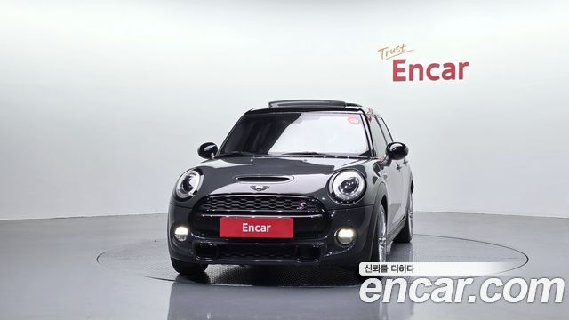 Mini Cooper 2015 — photo 3