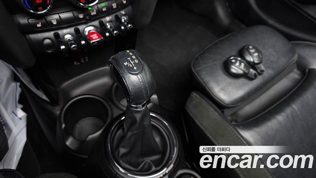 Mini Cooper 2015 — photo 9