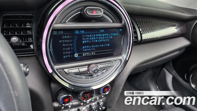 Mini Cooper 2015 — photo 14