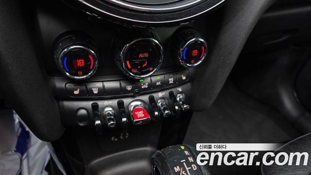Mini Cooper 2015 — photo 15