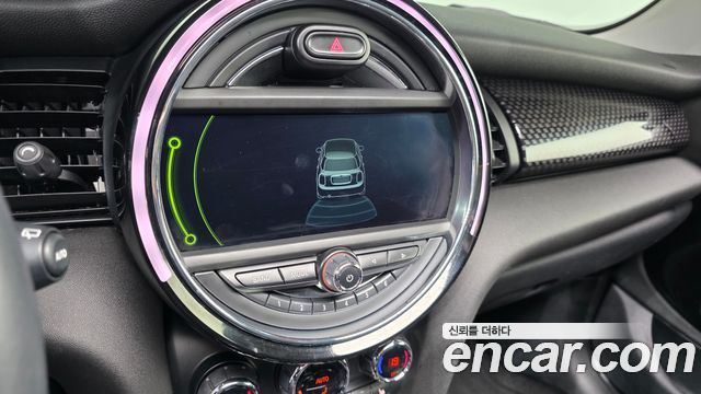 Mini Cooper 2015 — photo 16