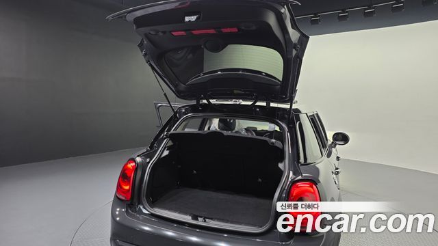Mini Cooper 2015 — photo 20