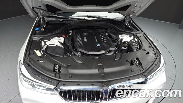 BMW Gran Turismo 2018 — photo 6