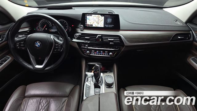 BMW Gran Turismo 2018 — photo 10