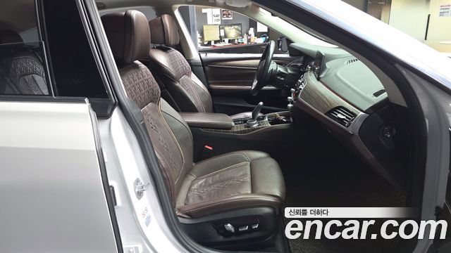 BMW Gran Turismo 2018 — photo 17