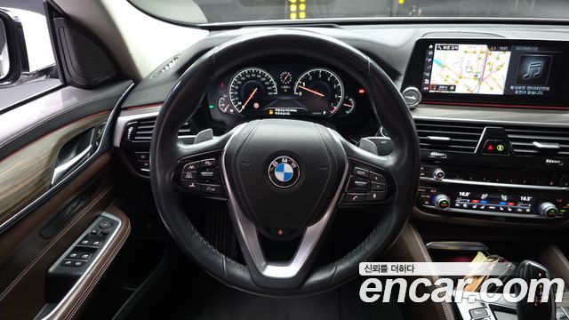 BMW Gran Turismo 2018 — photo 19