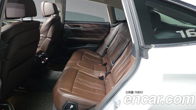 BMW Gran Turismo 2018 — photo 16