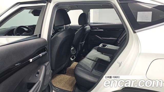 Kia Seltos 2022 — photo 11